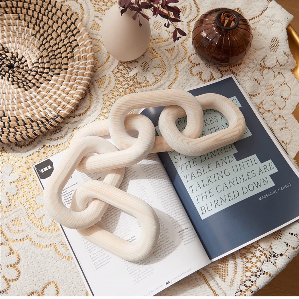 JS HOME White Wood Chain Link Décor, Boho Hand Carved Decorative Wood Chain